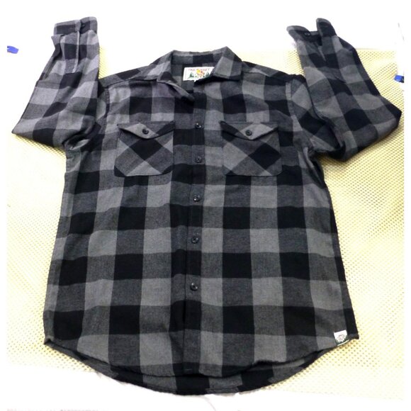 Free Planet Other - Free Planet Mens Black & Gray Plaid Flannel Button-Up Long Sleeve Shirt Med